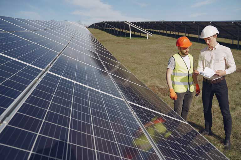 Especialista em Energias Renováveis: O futuro sustentável nas suas mãos. Estudar para Mudar